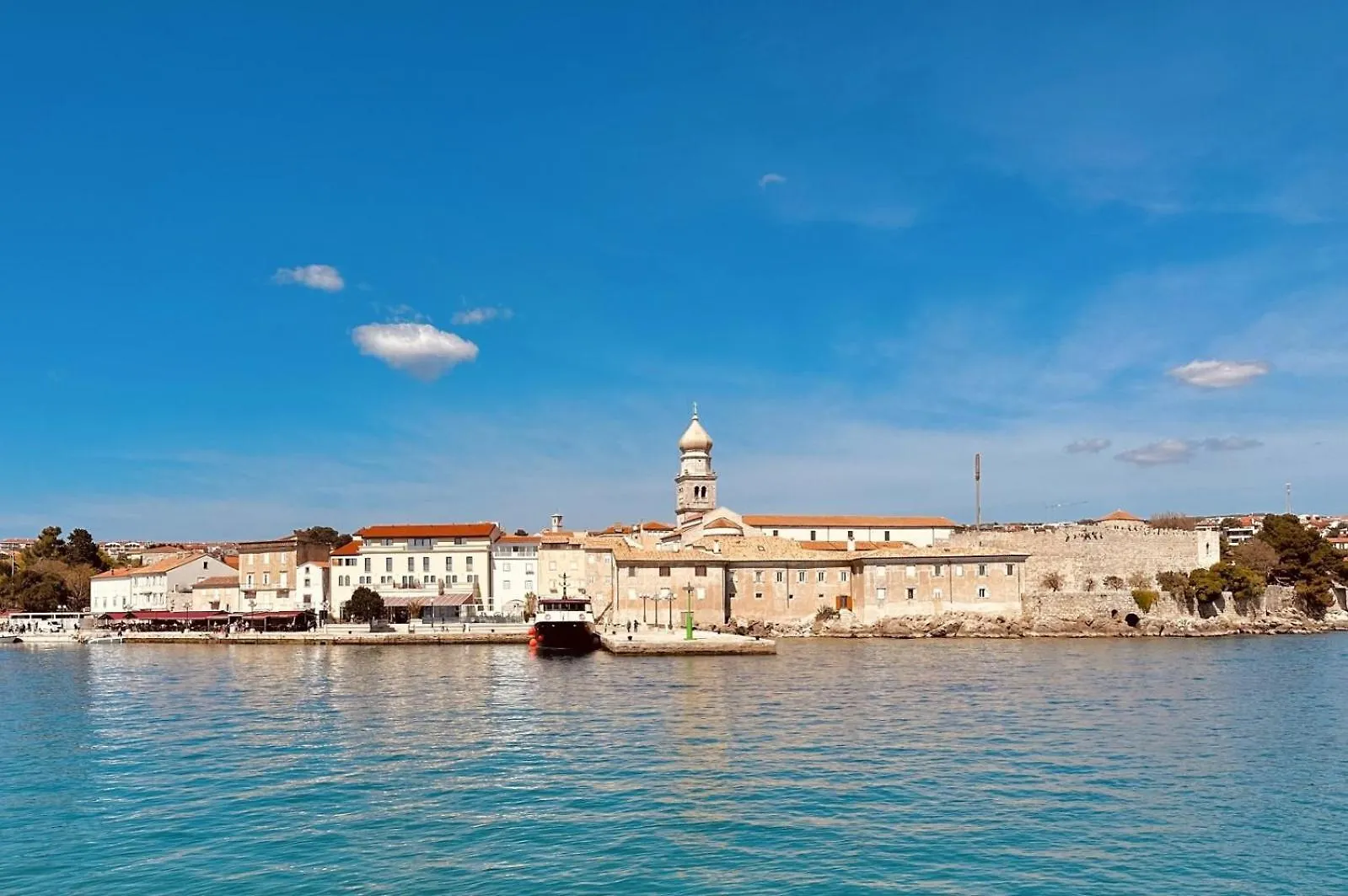 Apartments Paradiso Krk Town Guest house