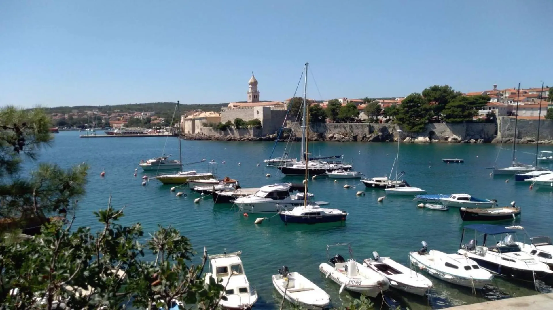 Guest house Apartments Paradiso Krk Town