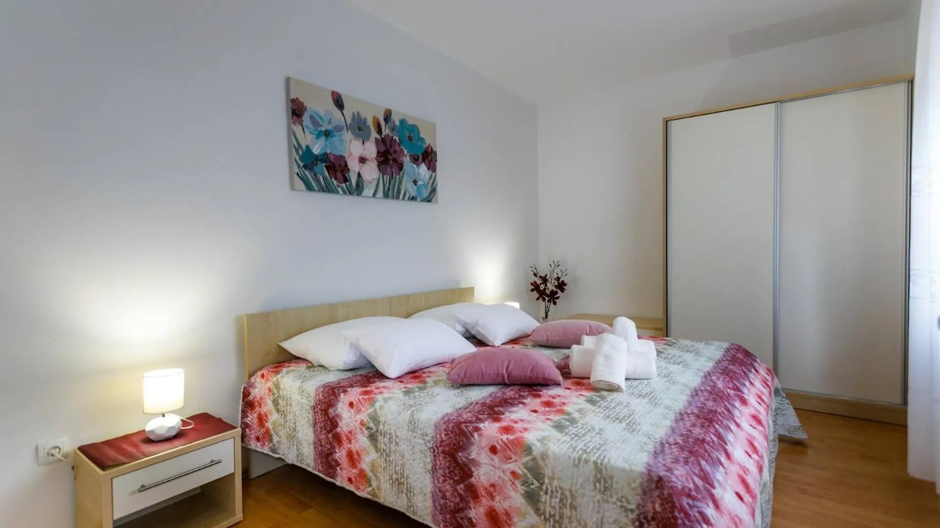 Apartments Paradiso Krk Town Guest house